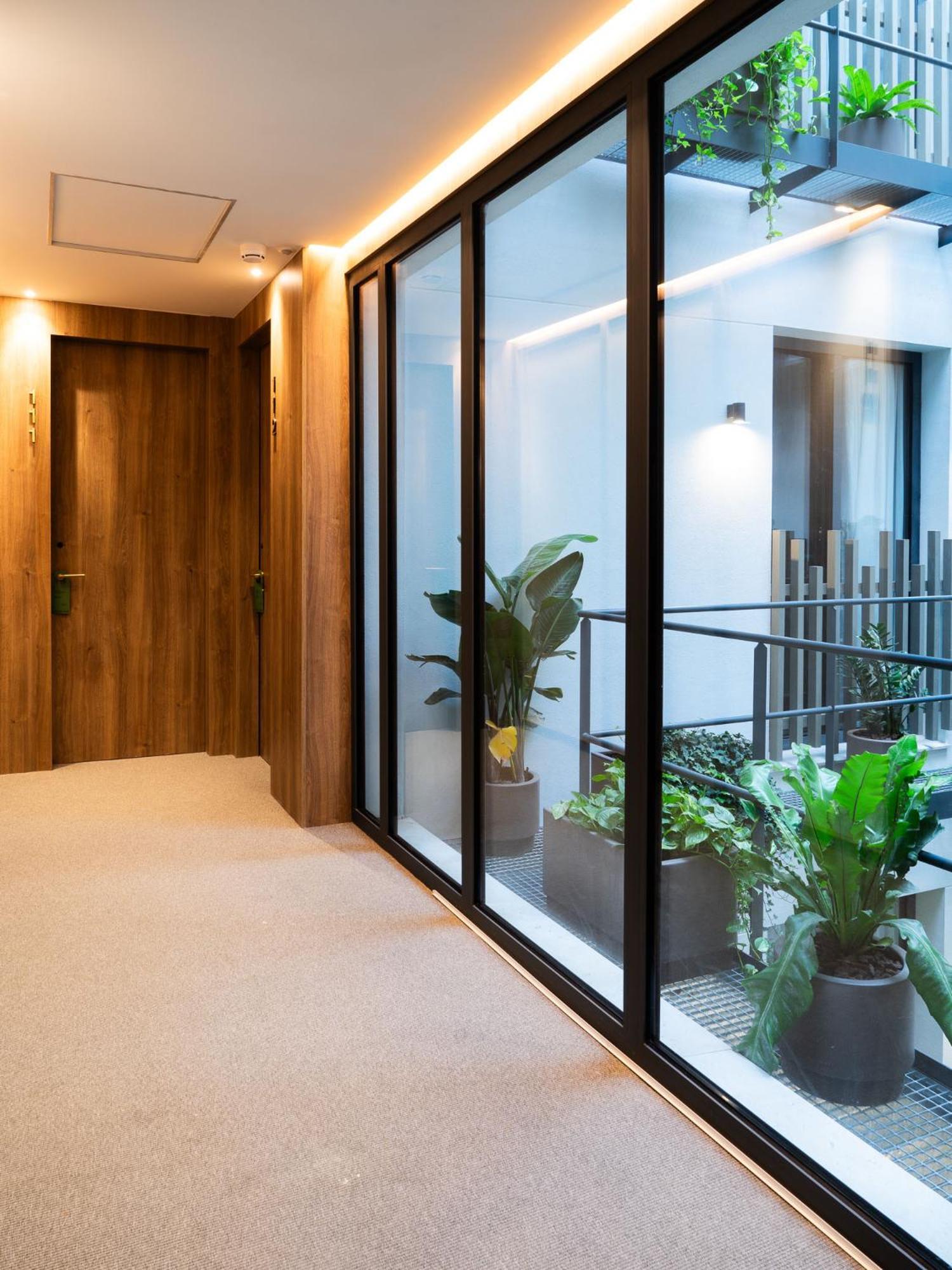 Hotel Well And Come 马拉加 外观 照片