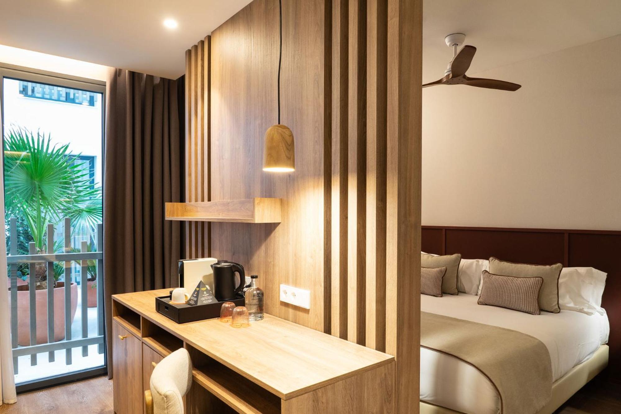 Hotel Well And Come 马拉加 外观 照片