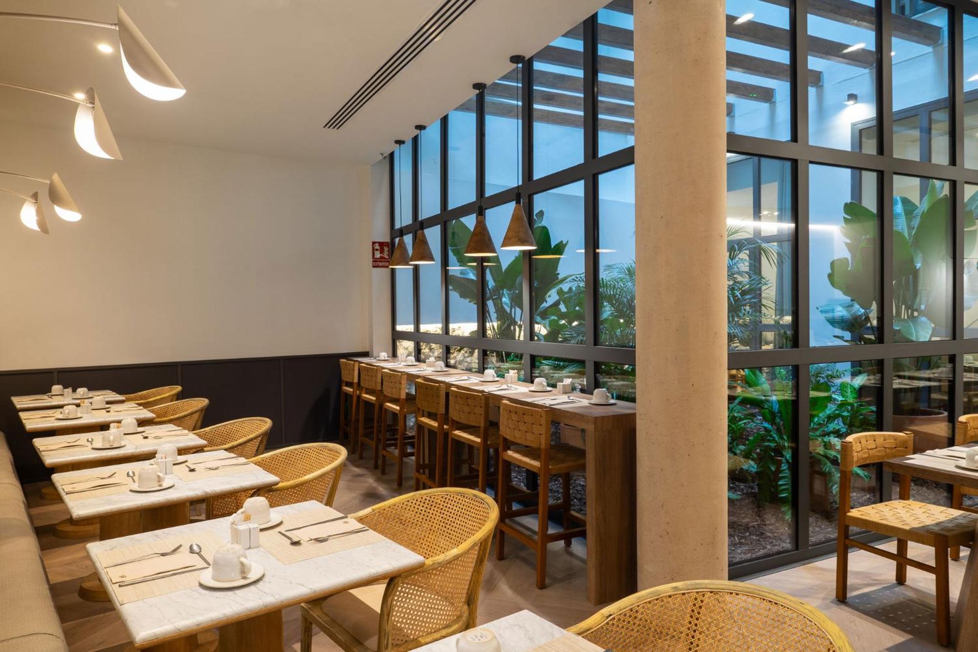 Hotel Well And Come 马拉加 外观 照片